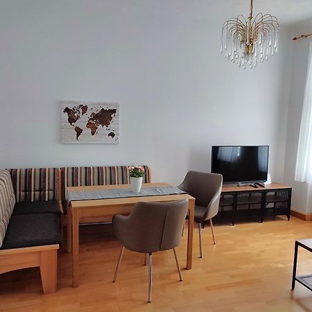Studio & Apartments Near Reumannplatz Viena Exterior foto