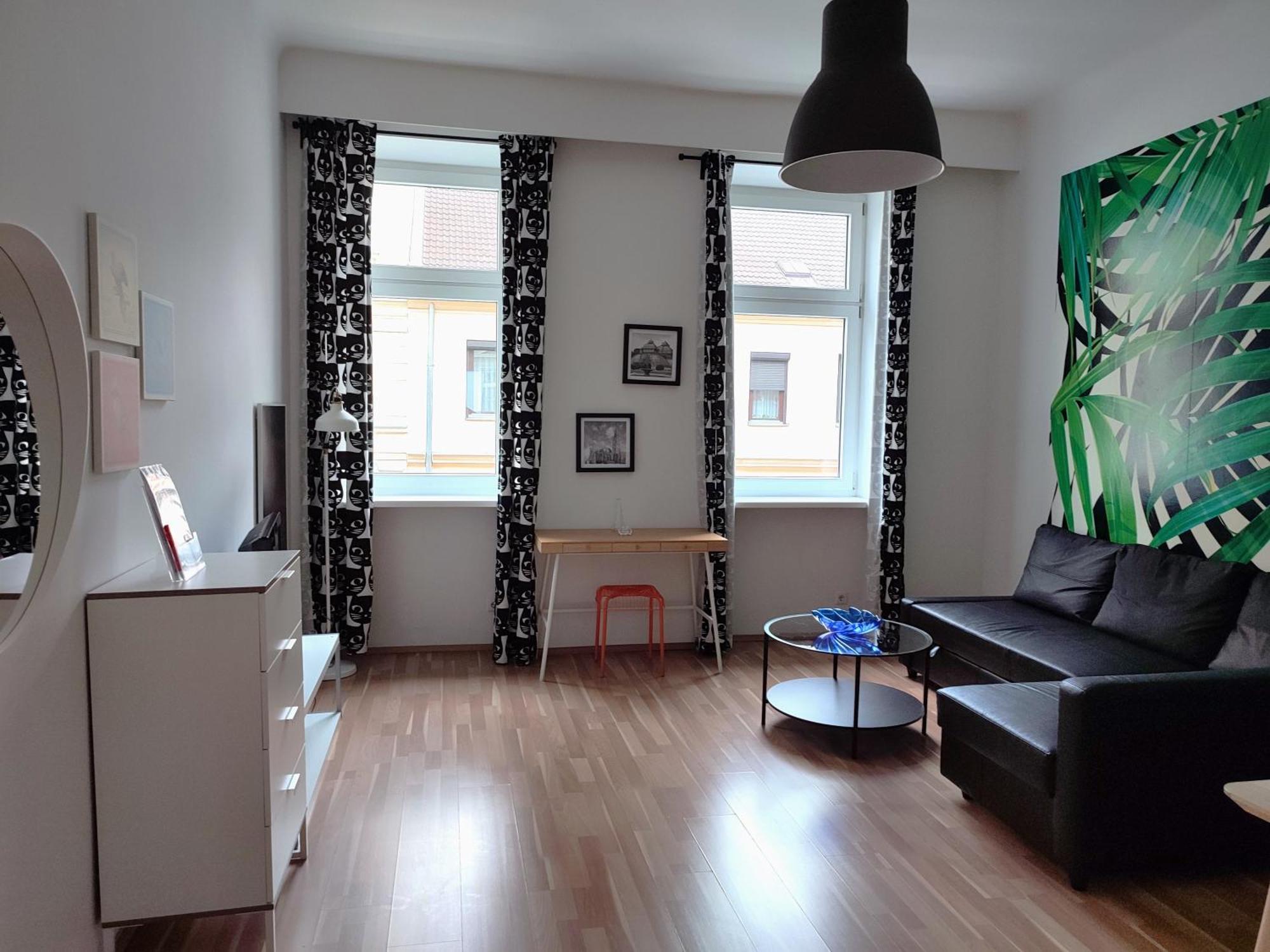 Studio & Apartments Near Reumannplatz Viena Exterior foto